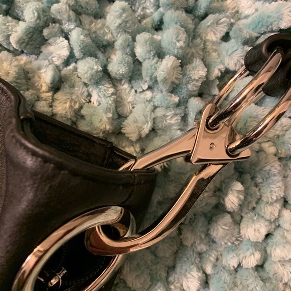 Pretty Black Purse - Picture 2 of 5